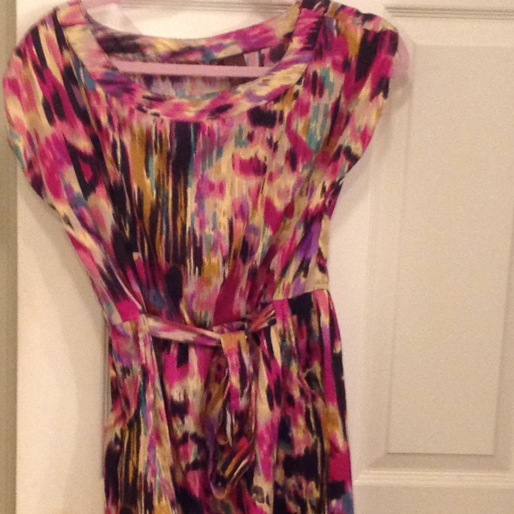 Dress - Picture 2 of 4